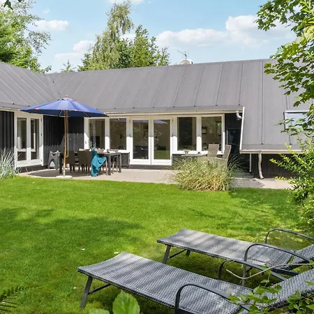 Holiday home Beautiful In With Wifi